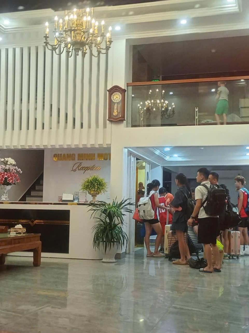 Quang Minh Hotel Ðố Sơn 外观 照片